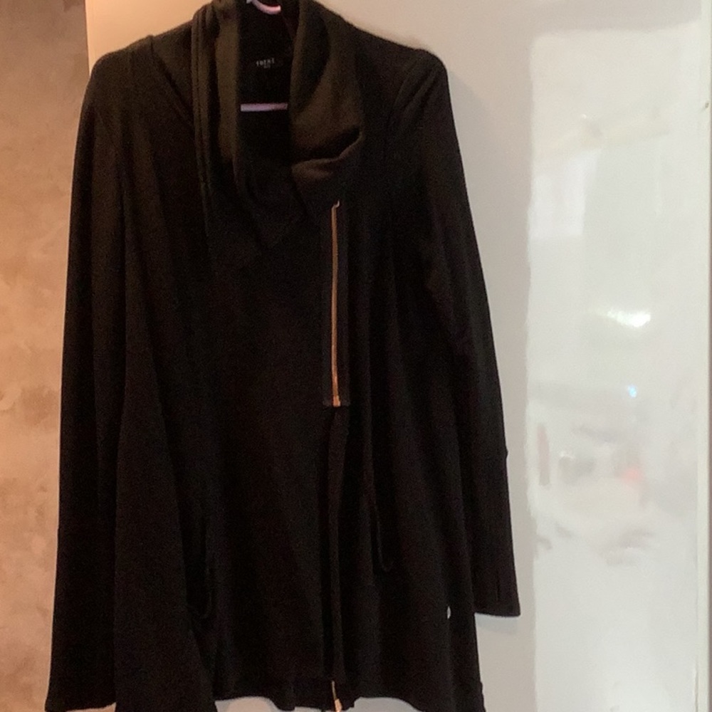 4/$12 Cute top/jacket